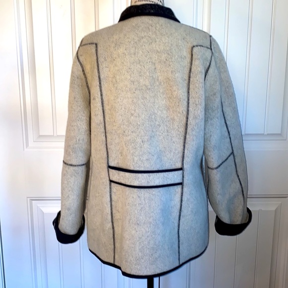 EPSILON WOOL BLEND COAT NWOT - Picture 11 of 17